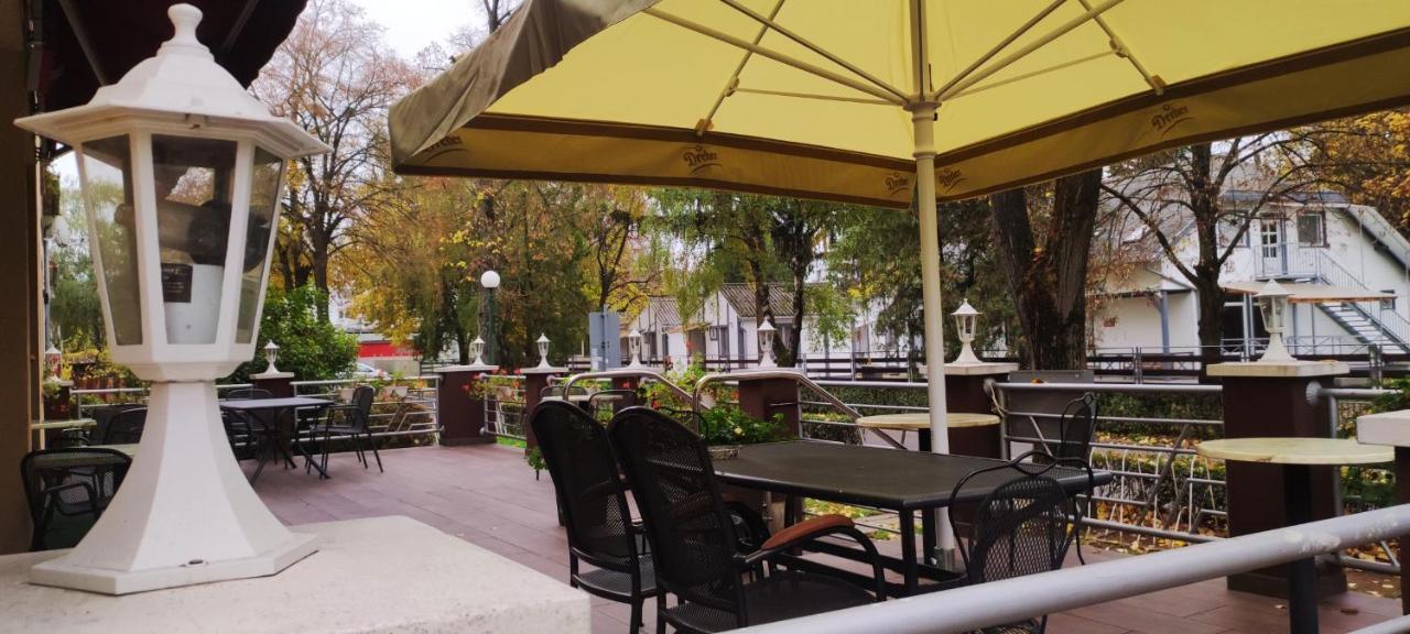 Hotel Pavai Hajdúszoboszló 외부 사진